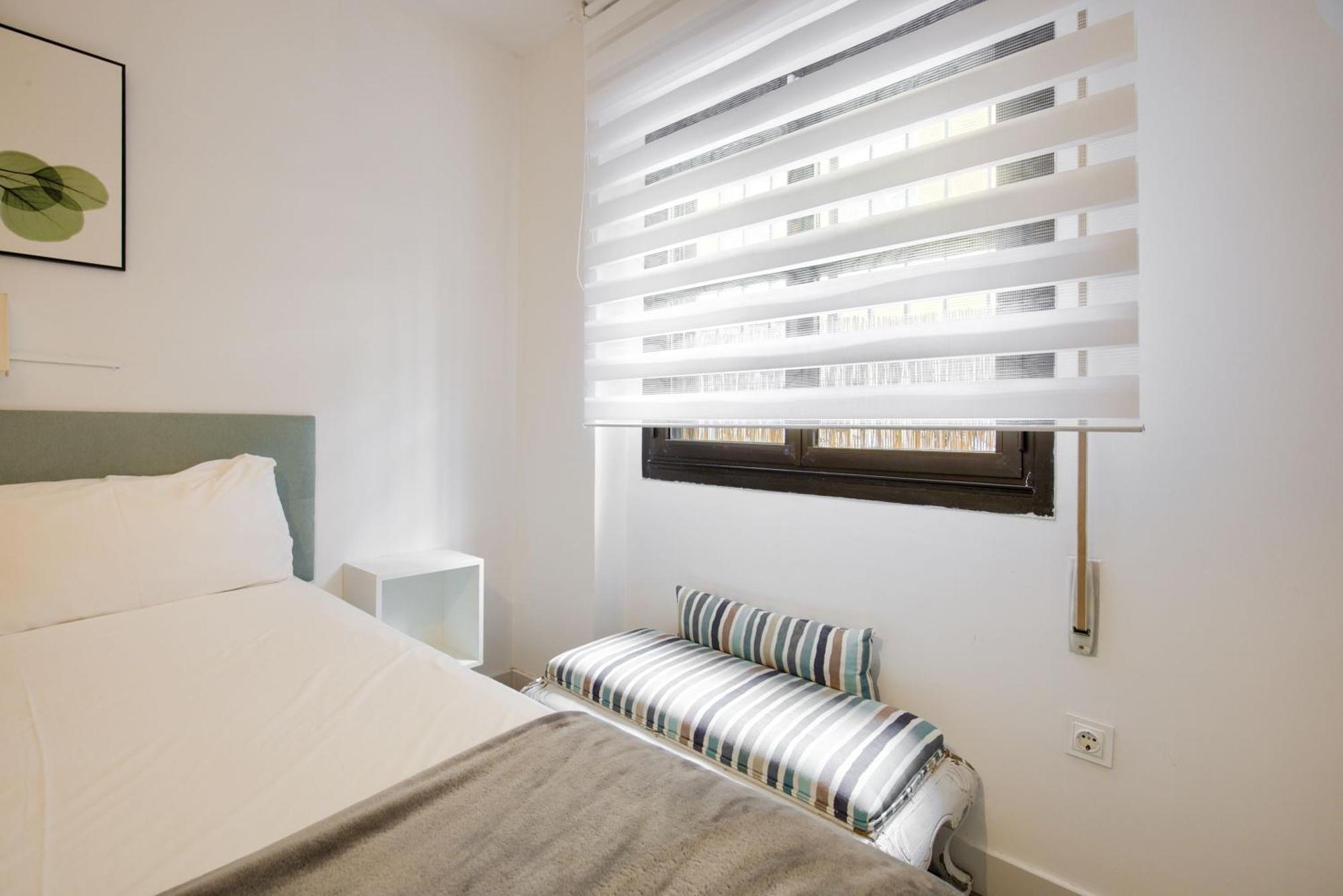 Dobo Madrid Ventas Apartment Exterior foto