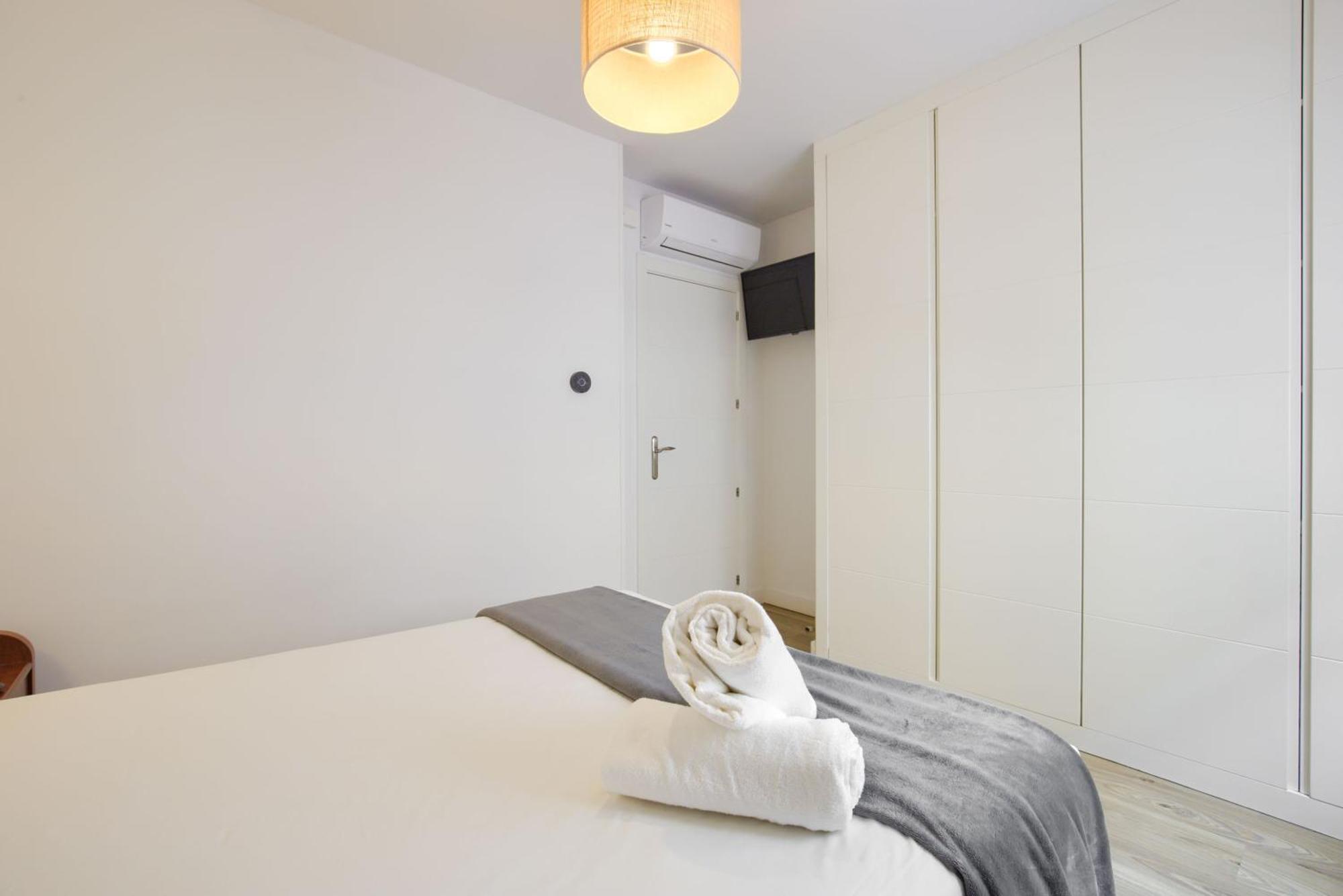 Dobo Madrid Ventas Apartment Exterior foto